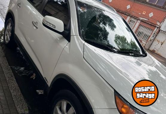 Camionetas - Kia Sorento 2011 Nafta 170000Km - En Venta