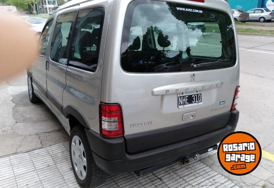 Autos - Peugeot Patagnica 1.6HDi 2013 Diesel 104000Km - En Venta