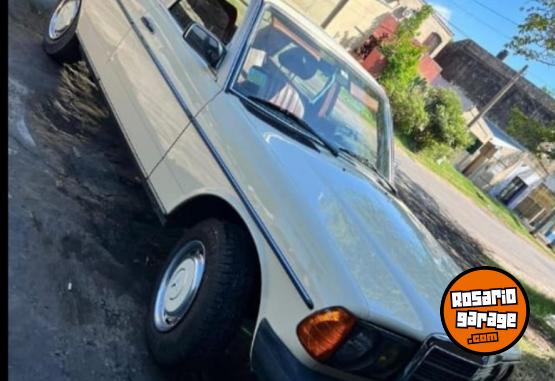 Autos - Mercedes Benz 280E 1983 Nafta 180000Km - En Venta