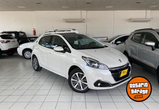 Autos - Peugeot 208 Feline 2019 Nafta 65000Km - En Venta