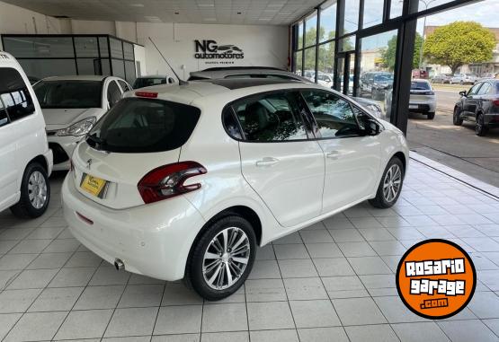 Autos - Peugeot 208 Feline 2019 Nafta 65000Km - En Venta