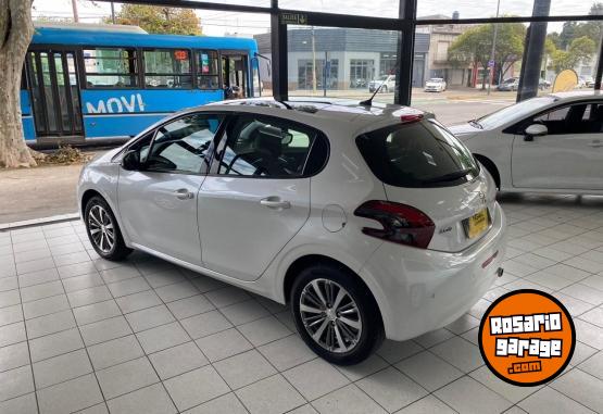 Autos - Peugeot 208 Feline 2019 Nafta 65000Km - En Venta