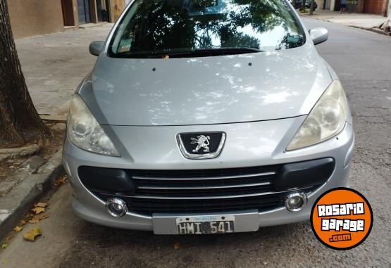 Autos - Peugeot 307 Xt 1.6 110cv 2008 Nafta 132000Km - En Venta