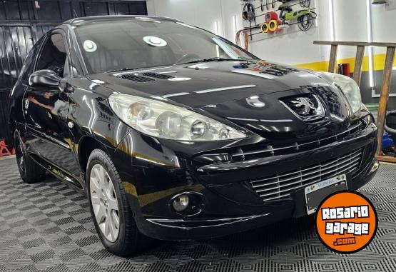 Autos - Peugeot 207 compact XT 2012 Nafta 119500Km - En Venta