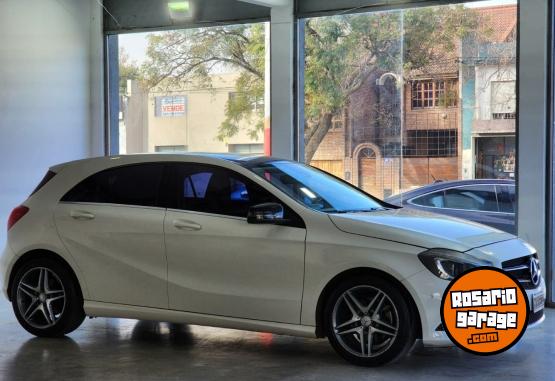 Autos - Mercedes Benz A200 2017 Nafta 100000Km - En Venta