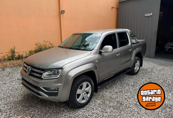 Camionetas - Volkswagen AMAROK HIGHLINE PACK 4X4 2017 Diesel 165000Km - En Venta