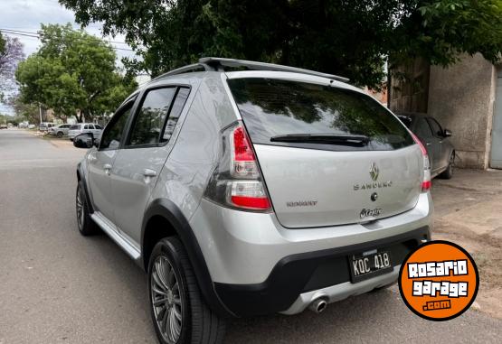 Autos - Renault Sandero 2011 Nafta 145000Km - En Venta