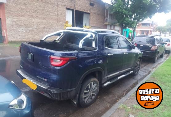 Camionetas - Fiat Toro volcano 2020 Diesel 80000Km - En Venta