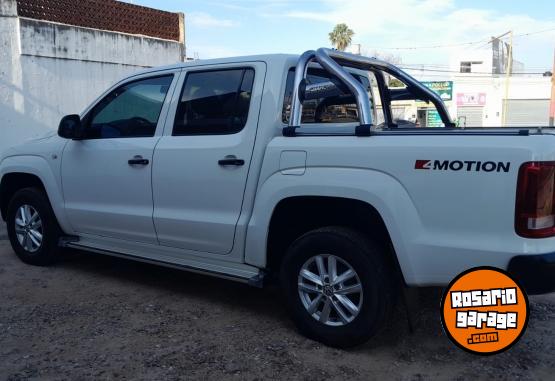 Camionetas - Volkswagen AMAROK 4X4 TRENLINE 180 H 2017 Diesel 178523Km - En Venta