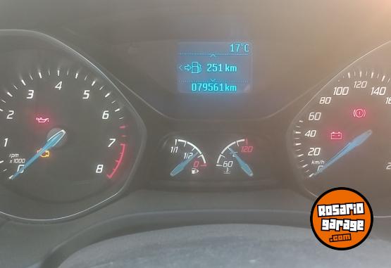 Autos - Ford Focus 2015 GNC 80000Km - En Venta