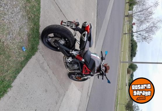 Motos - Benelli 600 RK6 2014 Nafta 53000Km - En Venta