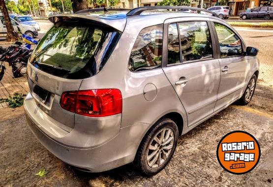 Autos - Volkswagen SURAN 2013 Nafta 130000Km - En Venta