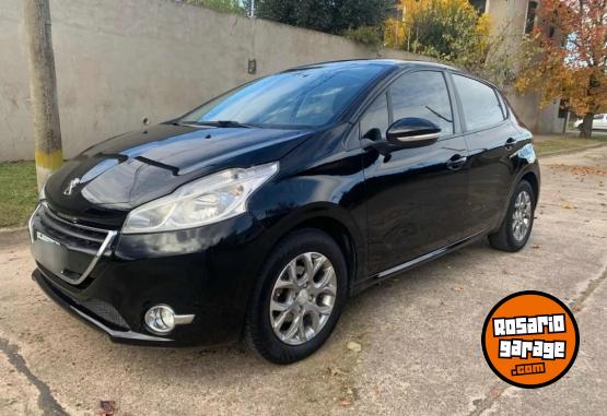 Autos - Peugeot 208 1.6 touchscreen permu 2015 Nafta 98000Km - En Venta