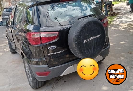 Camionetas - Ford Ecosport 2014 Nafta 80000Km - En Venta