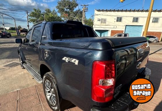 Camionetas - Chevrolet S10 High Country 2017 Diesel 150000Km - En Venta