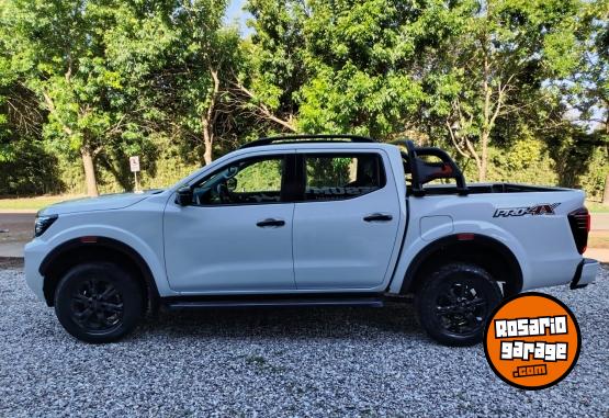 Camionetas - Nissan FRONTIER PRO4X 4X4 AT 2023 Diesel 40000Km - En Venta