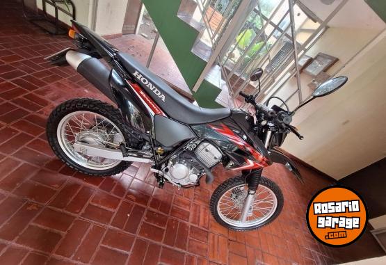 Motos - Honda Tornado 2019 Nafta 3000Km - En Venta