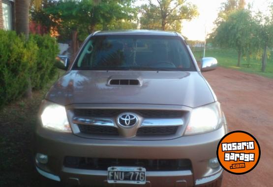 Camionetas - Toyota Hilux 2006 Diesel 320000Km - En Venta