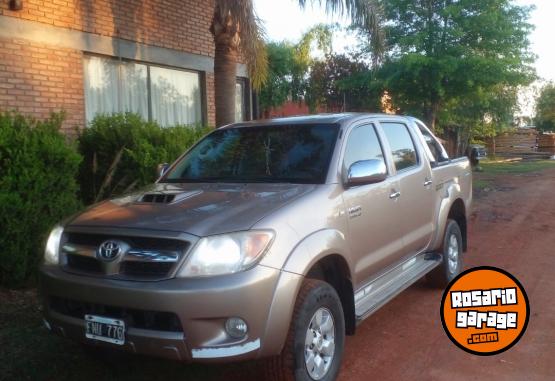 Camionetas - Toyota Hilux 2006 Diesel 320000Km - En Venta