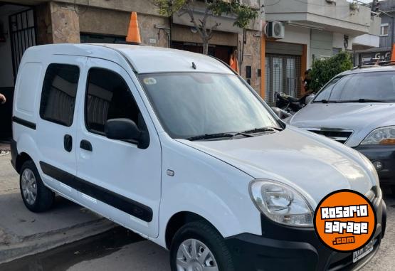 Utilitarios - Renault KANGOO CONFORT 5 ACIENTOS 2014 GNC 160000Km - En Venta