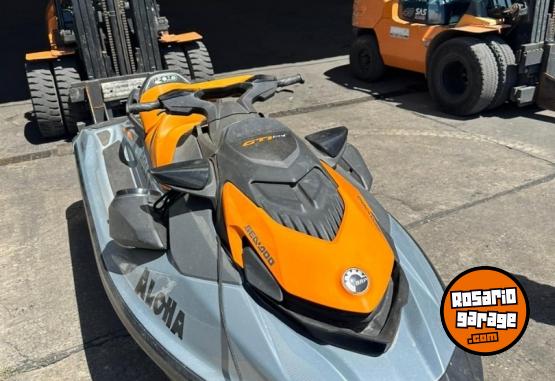 Embarcaciones - Moto de agua - Sea-Doo 130 HP GTI - 26 horas - En Venta