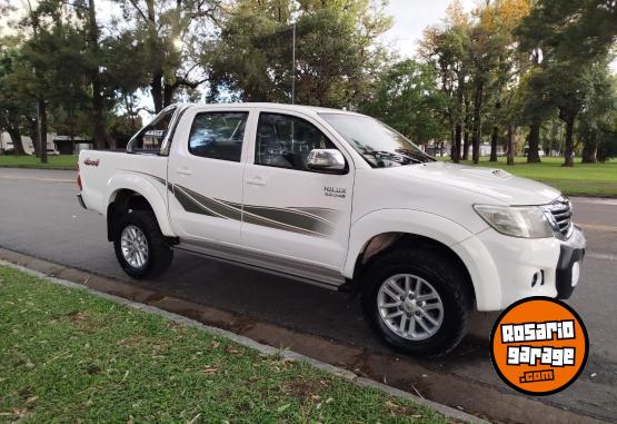 Camionetas - Toyota SRV 4x4 motor 3.0D 2014 Diesel 225000Km - En Venta