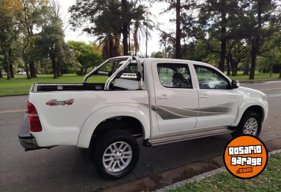 Camionetas - Toyota SRV 4x4 motor 3.0D 2014 Diesel 225000Km - En Venta