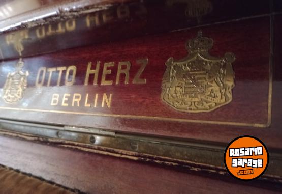 Instrumentos Musicales - ***OTTO HERZ*** Piano Vertical***Germany - En Venta