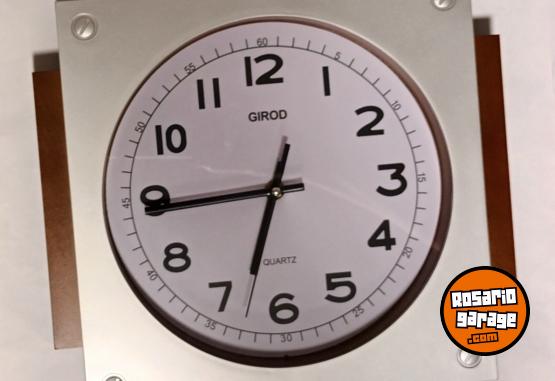 Hogar - RELOJ  DE  PARED - Girod - En Venta