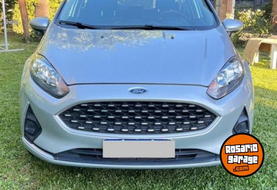 Autos - Ford Fiesta se plus 2018 Nafta 83000Km - En Venta