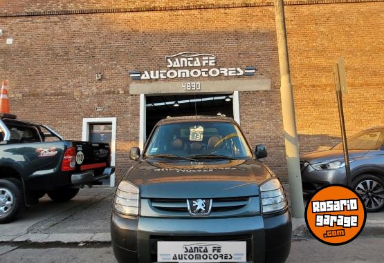 Utilitarios - Peugeot Partner patagonica 2013 Nafta  - En Venta