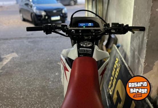 Motos - Honda XR 250 TORNADO 2019 Nafta 24000Km - En Venta