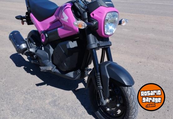 Motos - Honda Navi 2024 Nafta 1800Km - En Venta