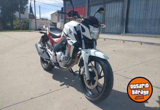 Motos - Honda Twister CB 250 2018 Nafta 18000Km - En Venta