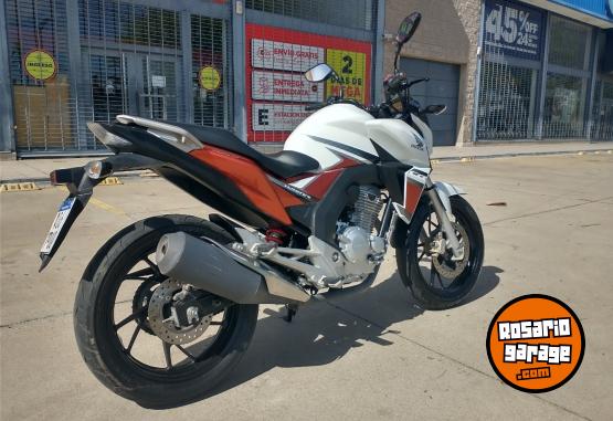 Motos - Honda Twister CB 250 2018 Nafta 18000Km - En Venta