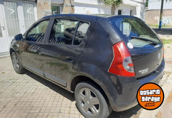 Autos - Renault sandero 2010 Nafta 160000Km - En Venta