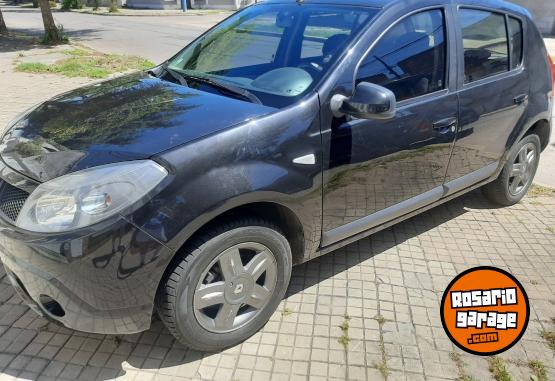 Autos - Renault sandero 2010 Nafta 160000Km - En Venta