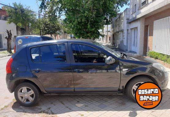 Autos - Renault sandero 2010 Nafta 160000Km - En Venta