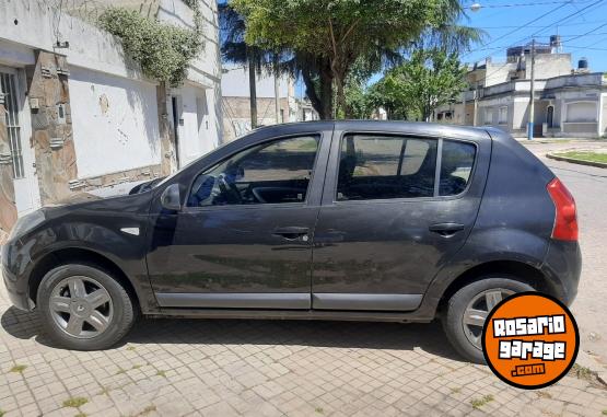 Autos - Renault sandero 2010 Nafta 160000Km - En Venta