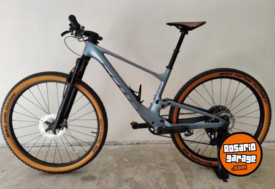 Deportes - SCOTT SPARK RC PRO - MTB - BICICLETA - NO SPECIALIZED, TREK, MERIDA, VENZO, GT - En Venta