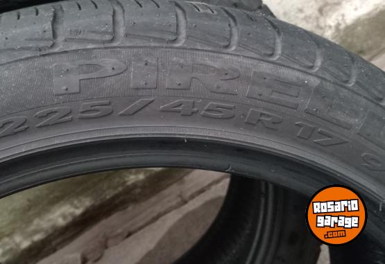 Accesorios para Autos - Cubiertas 225 45 17  pirelli - En Venta