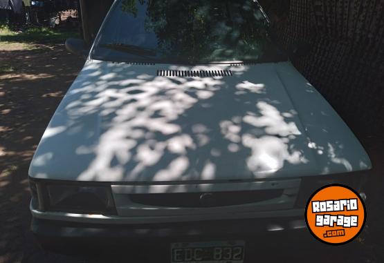 Autos - Fiat Uno cargo 2003 Nafta 245000Km - En Venta