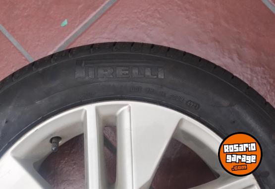 Accesorios para Autos - Cubierta y llanta sin todar Pirelli P7  3415866616 - En Venta