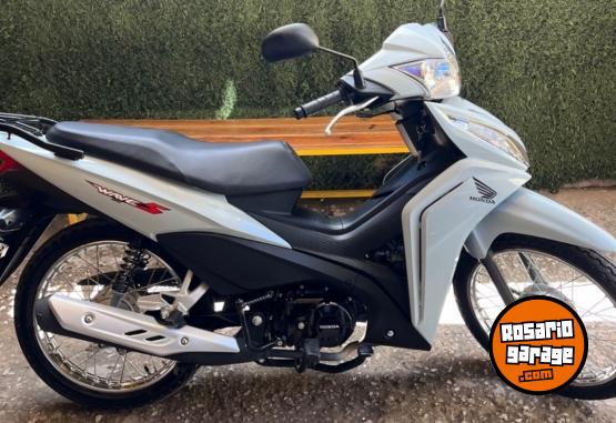 Motos - Honda New Wave 2023 Nafta 2000Km - En Venta