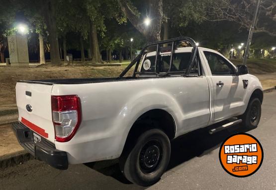 Camionetas - Ford Ranger 2013 Diesel 240Km - En Venta