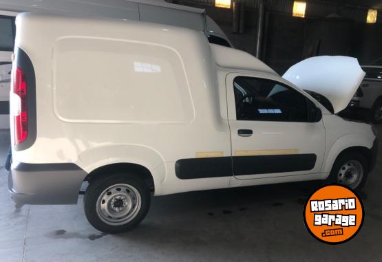 Utilitarios - Fiat Fiorino novo 2018 GNC 300000Km - En Venta