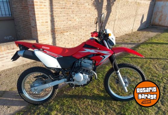 Motos - Honda Xr Tornado 2018 Nafta 27500Km - En Venta