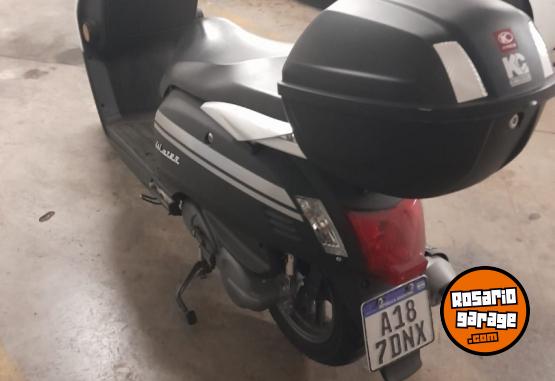 Motos - Kymco Like 125 2023 Nafta 1400Km - En Venta