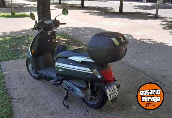 Motos - Kymco Like 125 2023 Nafta 1400Km - En Venta