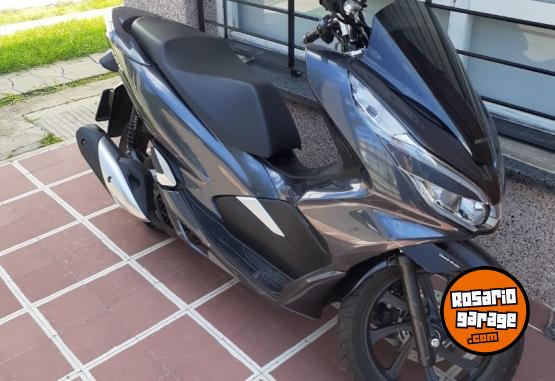 Motos - Honda PCX 150 2020 Nafta 3700Km - En Venta